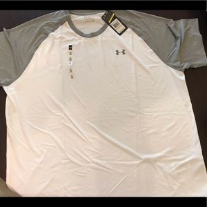 Under Armour NWT heat gear shirt 4XL